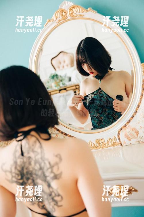 Son Ye Eun居家图包——就这出奇不意的轻松感，你懂的。